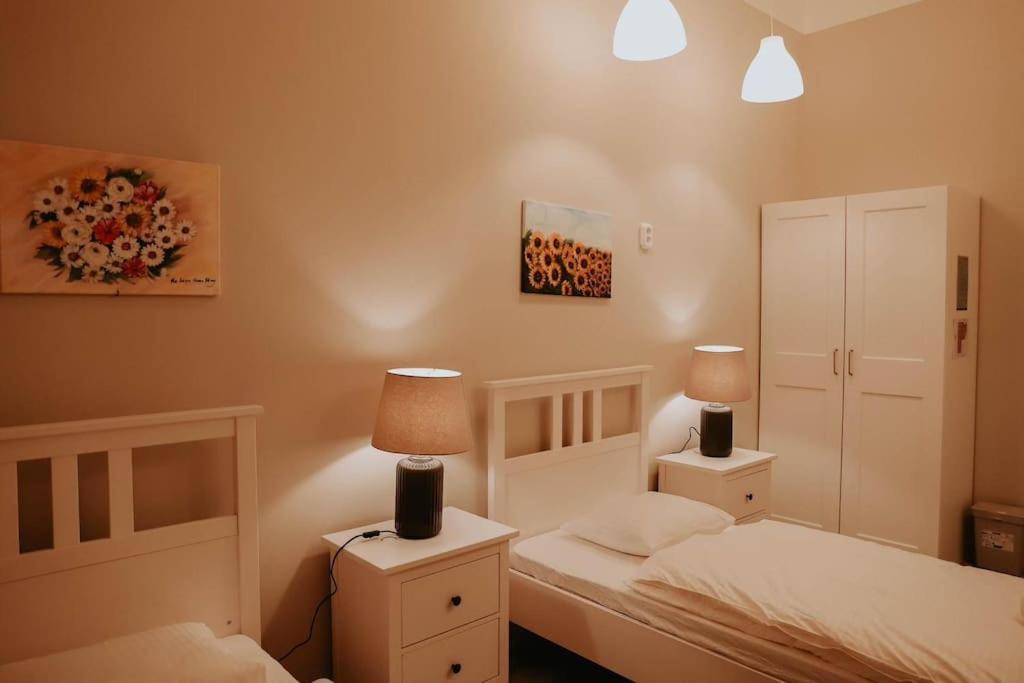 Spacious For Group In Centre Apartmán *